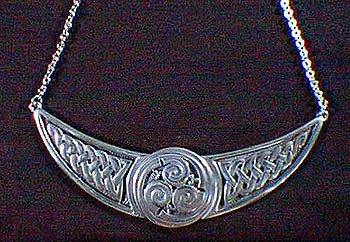 oc906021.jpg (41683 bytes)